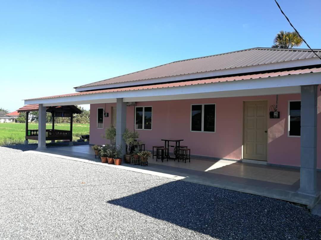 Chalet Desa Halban Kangar Ngoại thất bức ảnh
